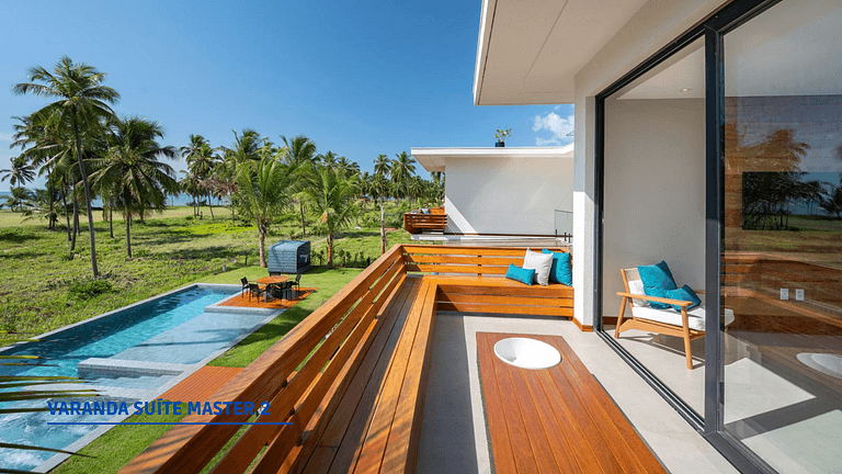 9 Suite Mansion by the Sea in Praia do Forte