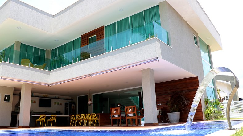 Beach House Facing the Sea 5 Suites in Guarajuba