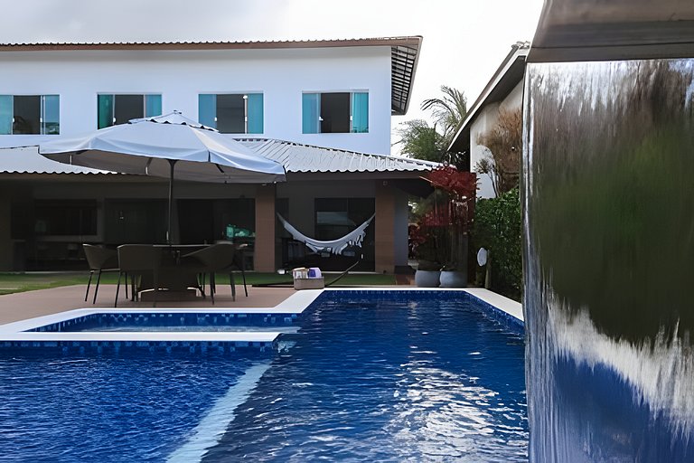 Casa 5 Suítes Guarajuba, Cond. Paraíso do Mar (50m da Praia)